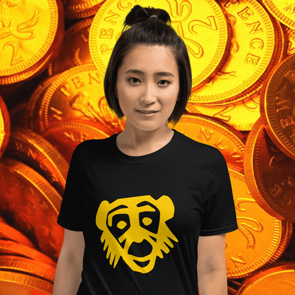 Gal wearing a Gold Monkey Smile Tshirt from Mrugacz.
